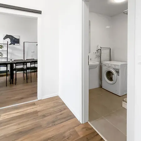 Feworld Living - Wagram Bei Wien Appartamento *